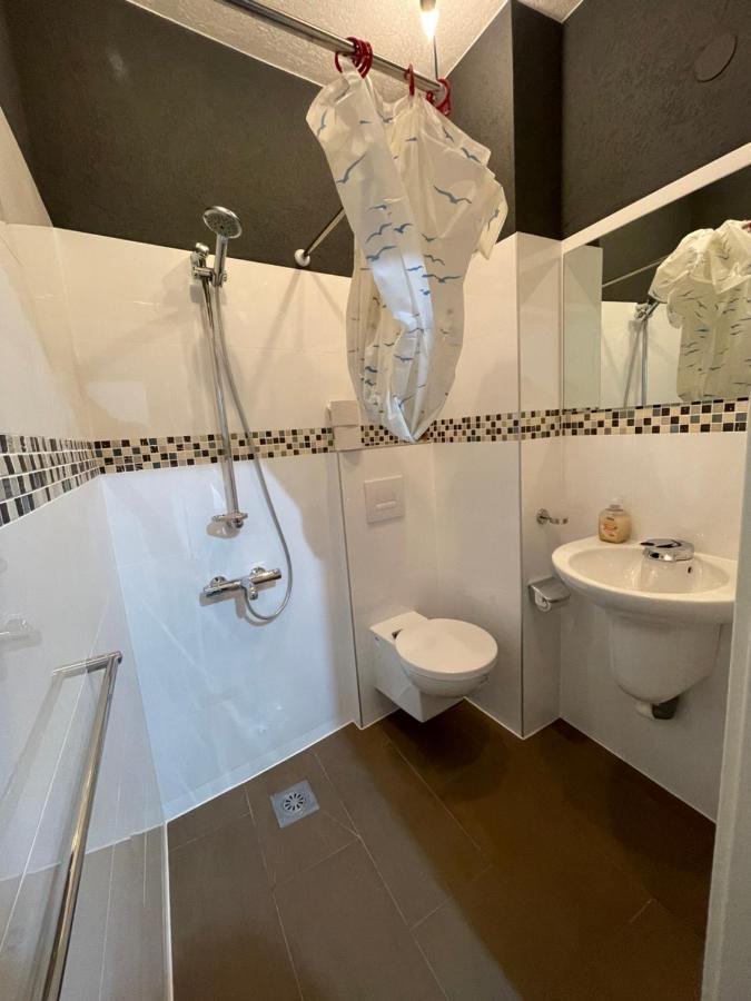 Gelsenkirchen Am Floez Hotel Екстериор снимка